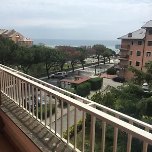 Minerva Deiva Marina